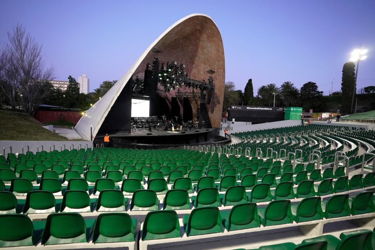 Reabre el Teatro de Verano con show gratuito de Maia Castro, Gabriel Peluffo y Pitufo Lombardo